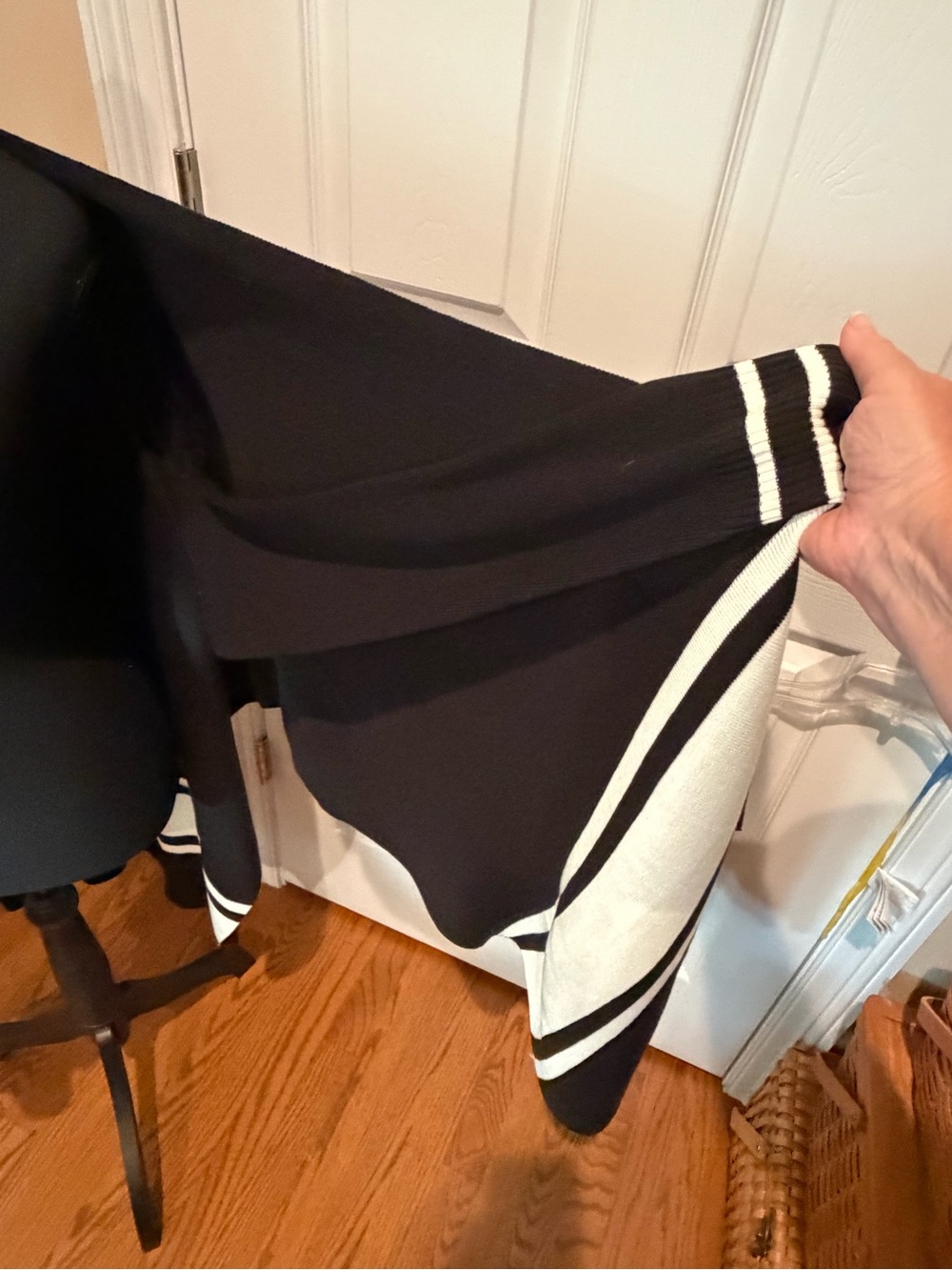 Elan Black Wrap Cape with White Stripe Trim - Picture 2 of 4